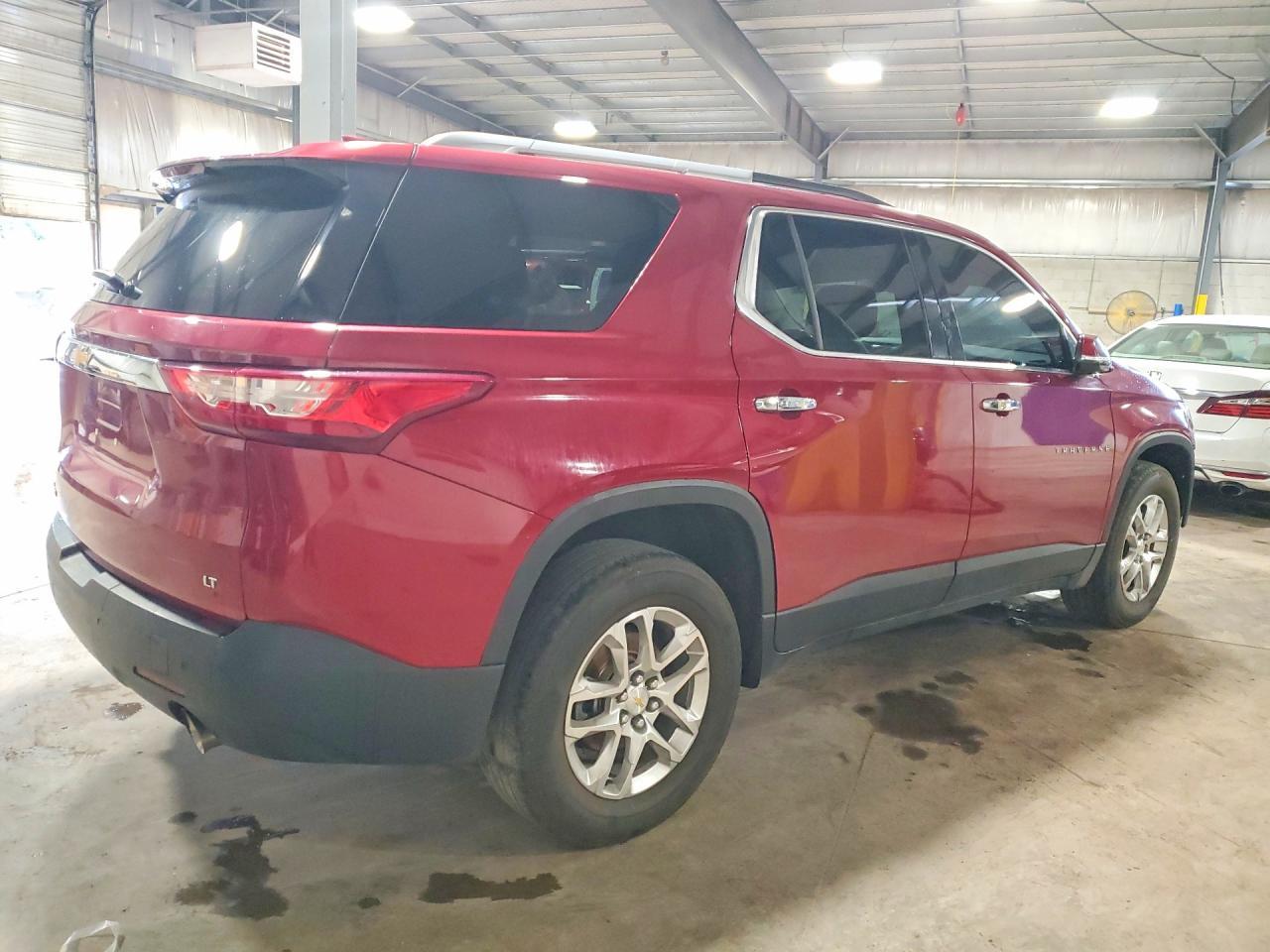 2018 Chevrolet Traverse Lt - Фото 3