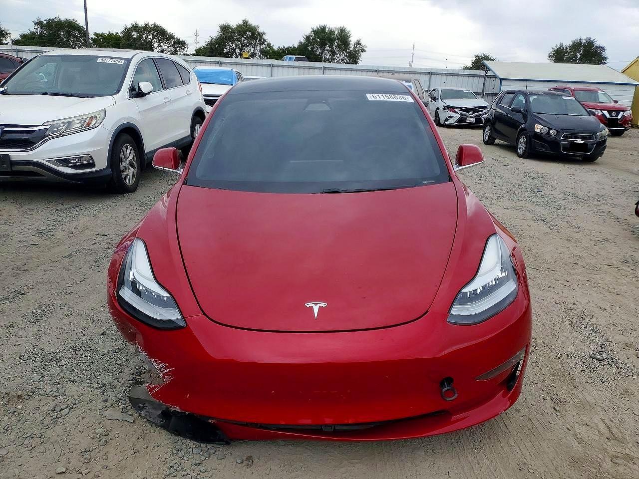2019 Tesla Model 3 - Фото 5