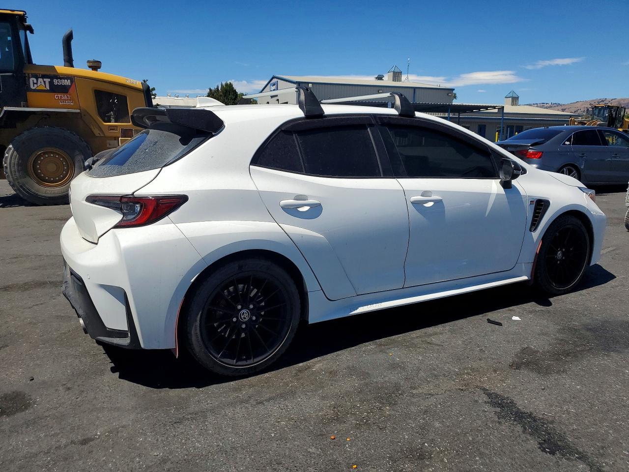 2024 Toyota Gr Corolla Premium - Фото 3