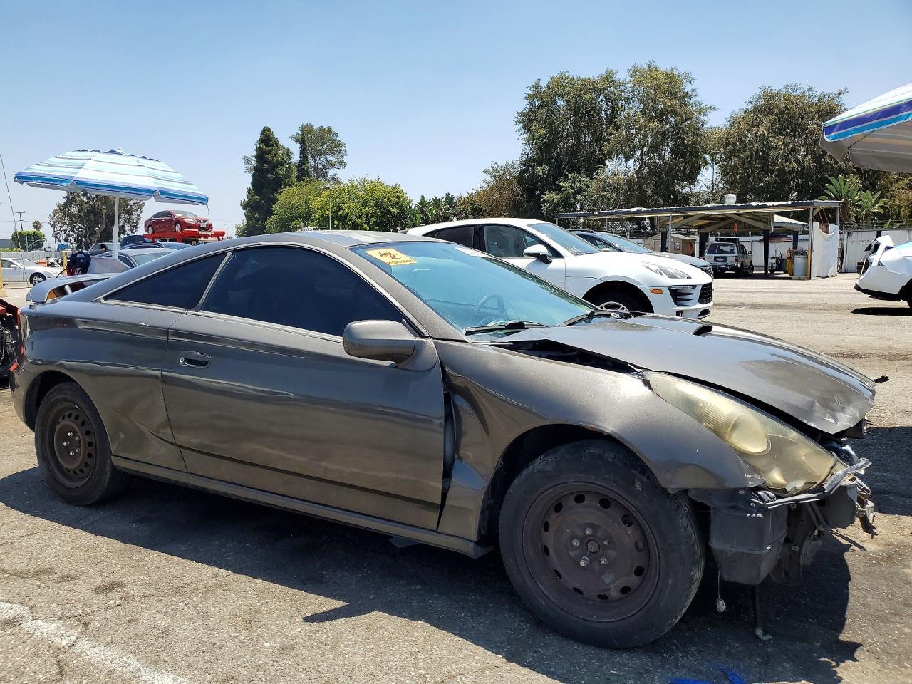 2004 Toyota Celica Gt - Image 4