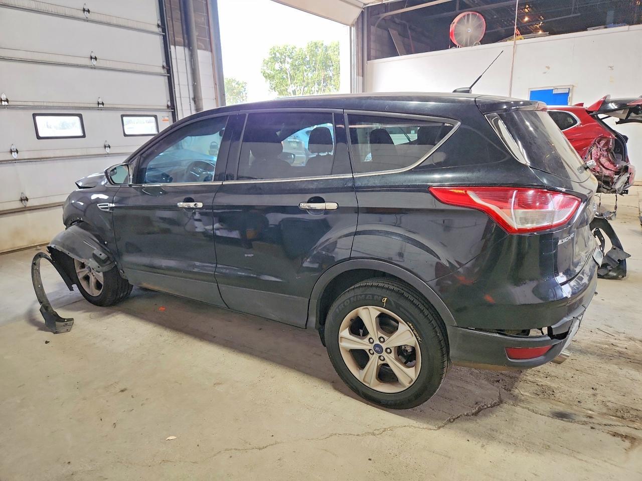 2014 Ford Escape Se - Image 2