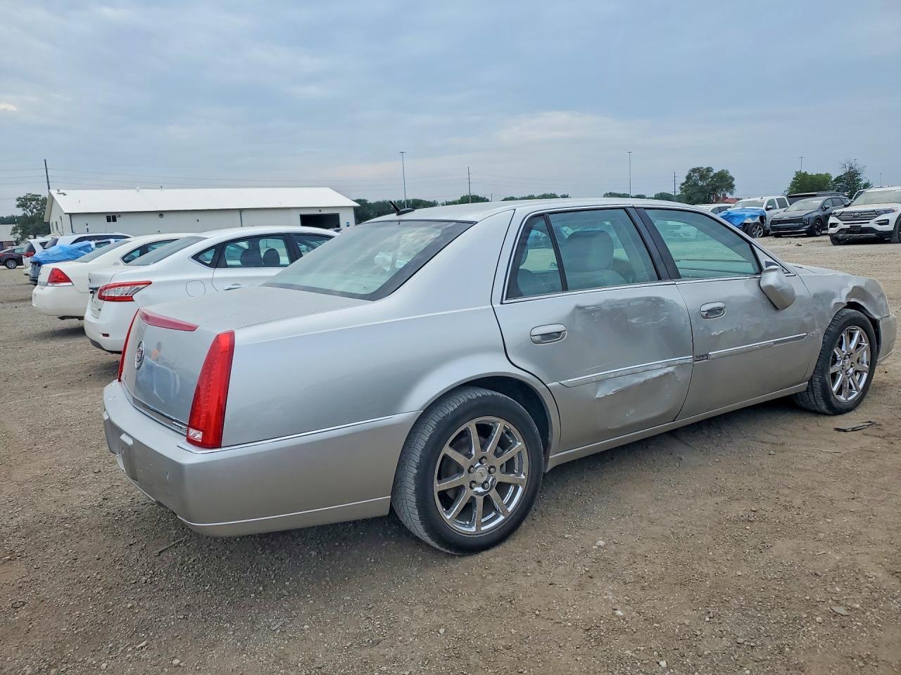 2007 Cadillac Dts - Фото 3