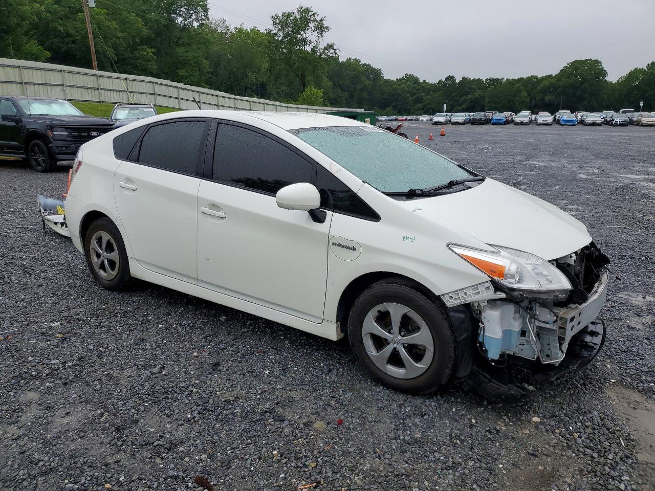 2013 Toyota Prius Three - Фото 4