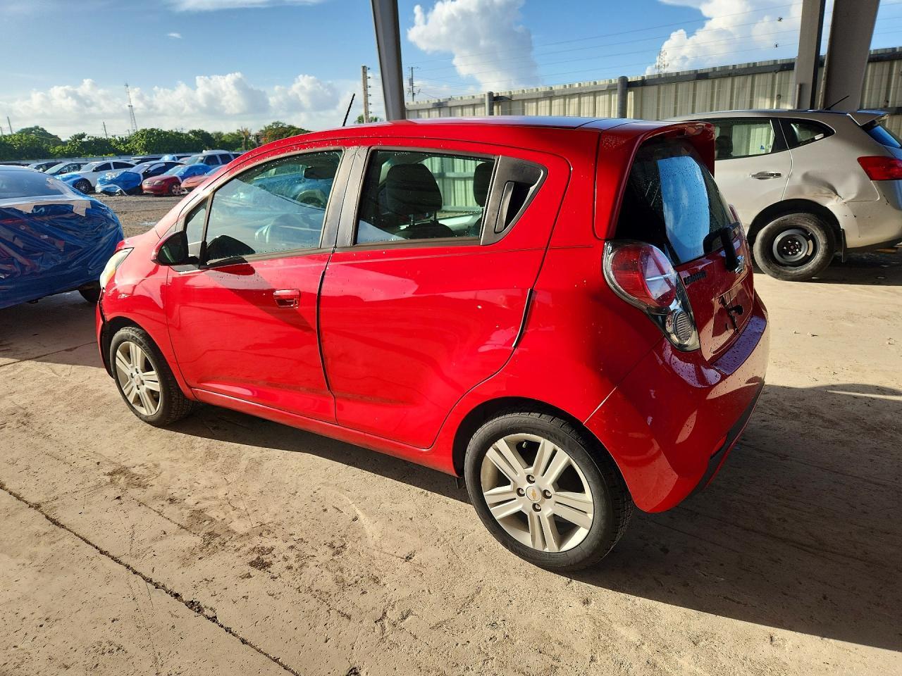 2015 Chevrolet Spark Ls - Фото 2