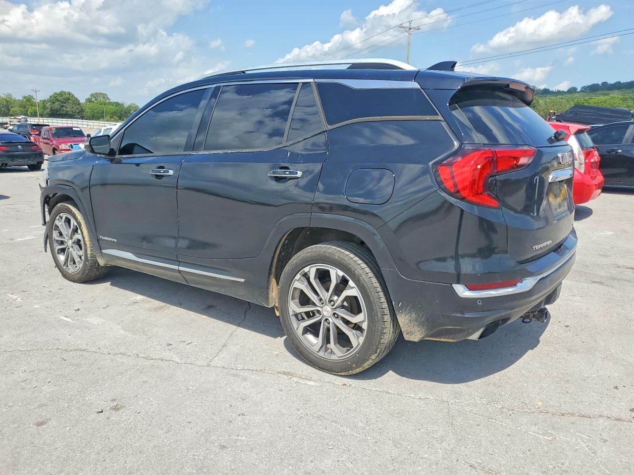 2020 GMC Terrain Denali - Фото 2