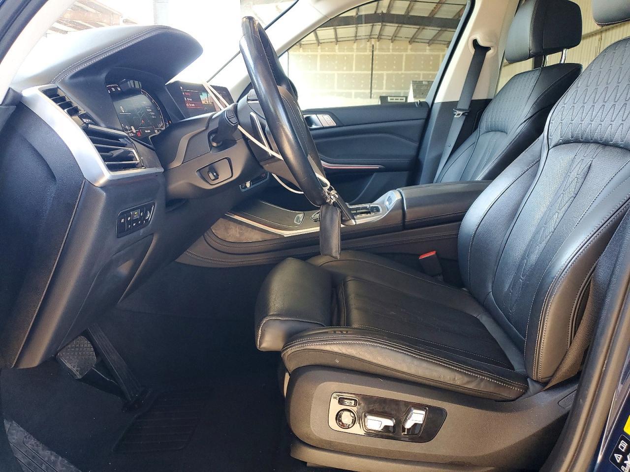 2020 BMW X7 xDrive40I - Фото 7