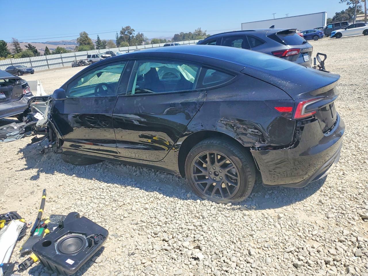2025 Tesla Model 3 - Image 2