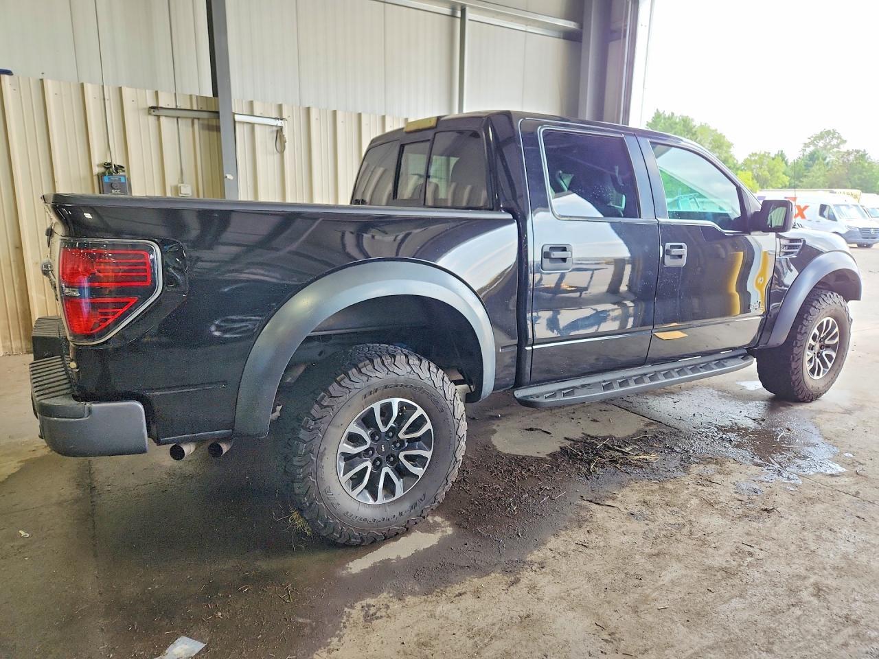 2013 Ford F150 Svt Raptor - Фото 3