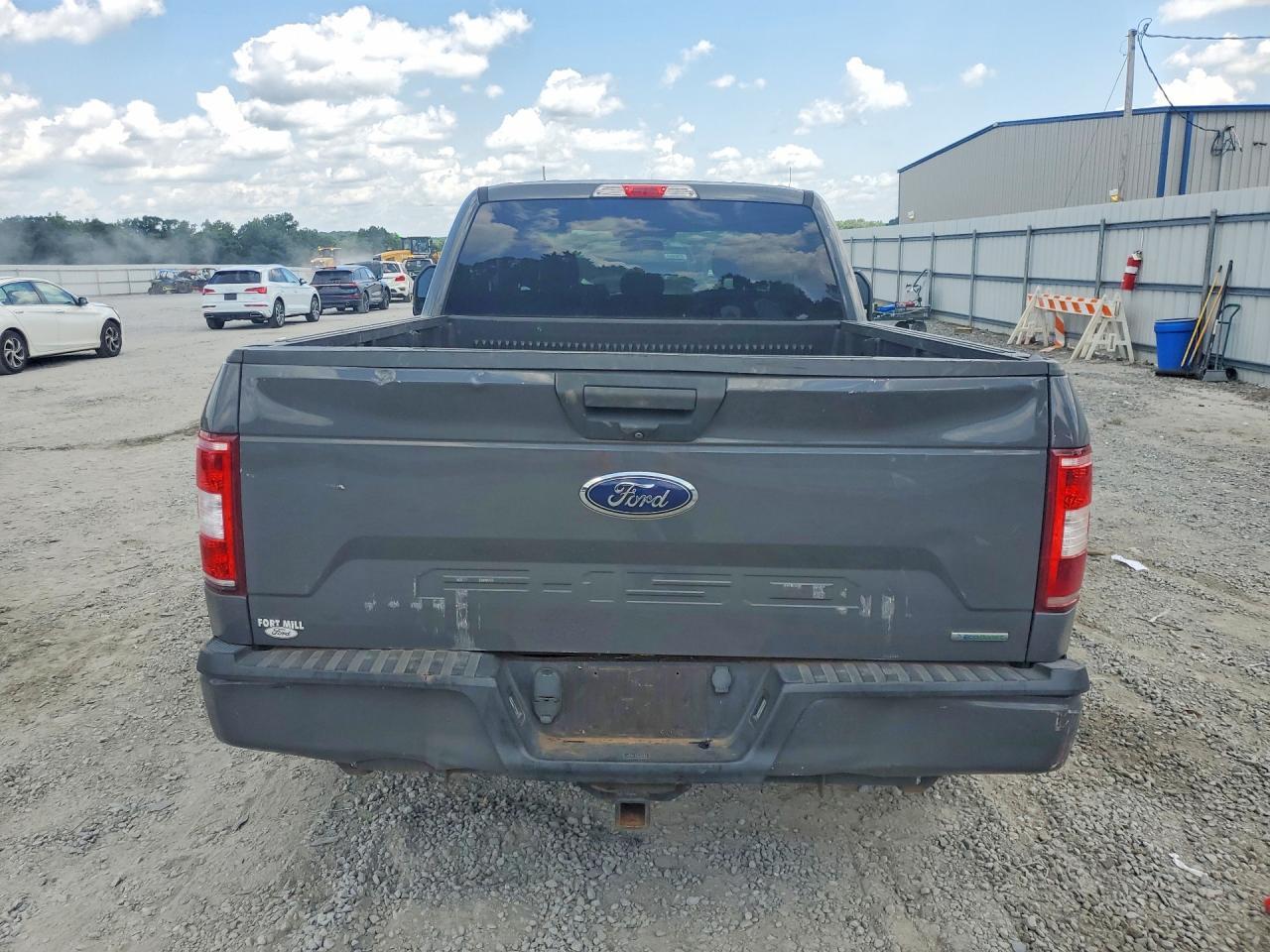 2018 Ford F150 Super Cab - Фото 6