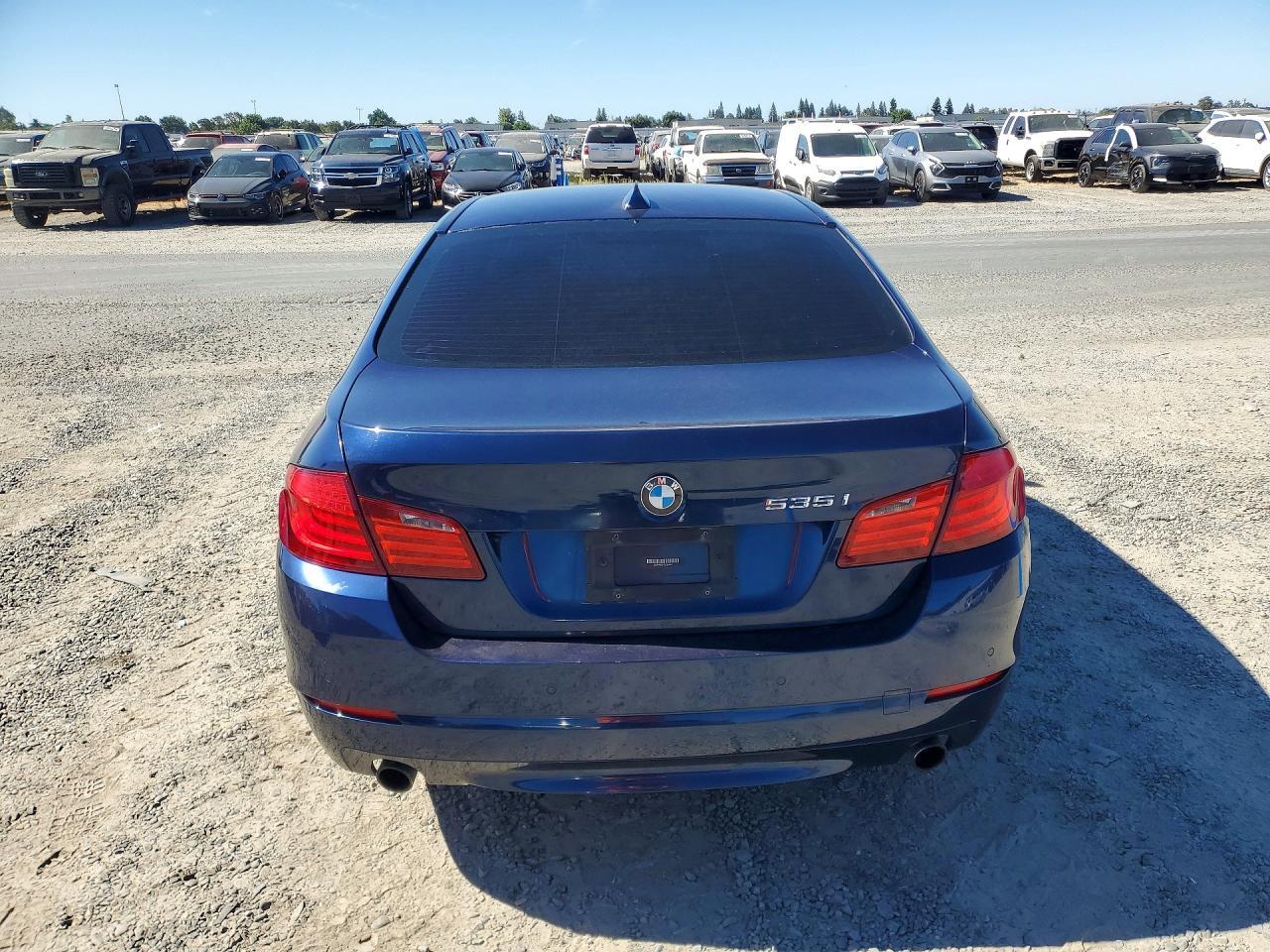 2011 BMW 535 I - Image 6