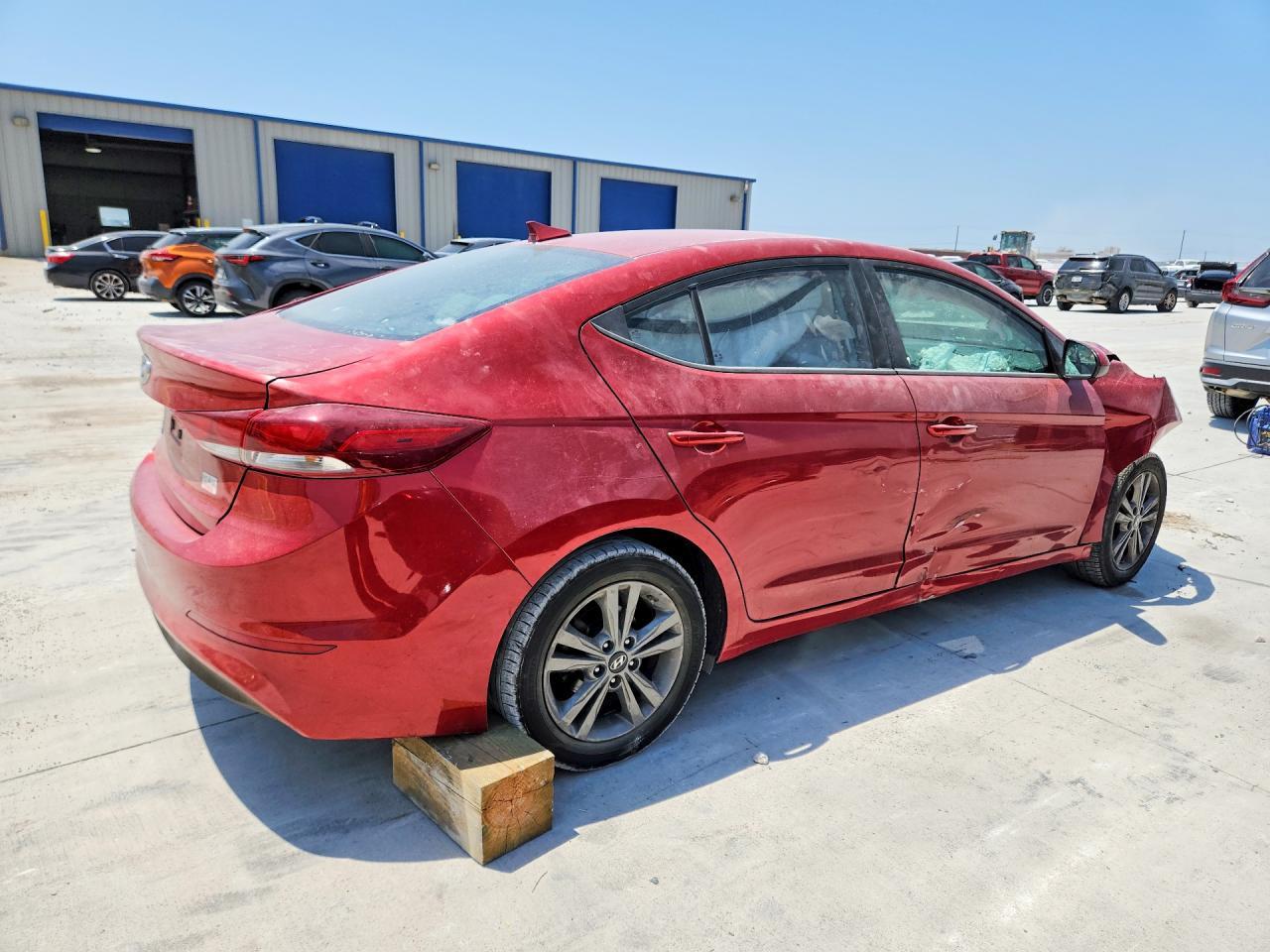 2018 Hyundai Elantra Sel - Image 3