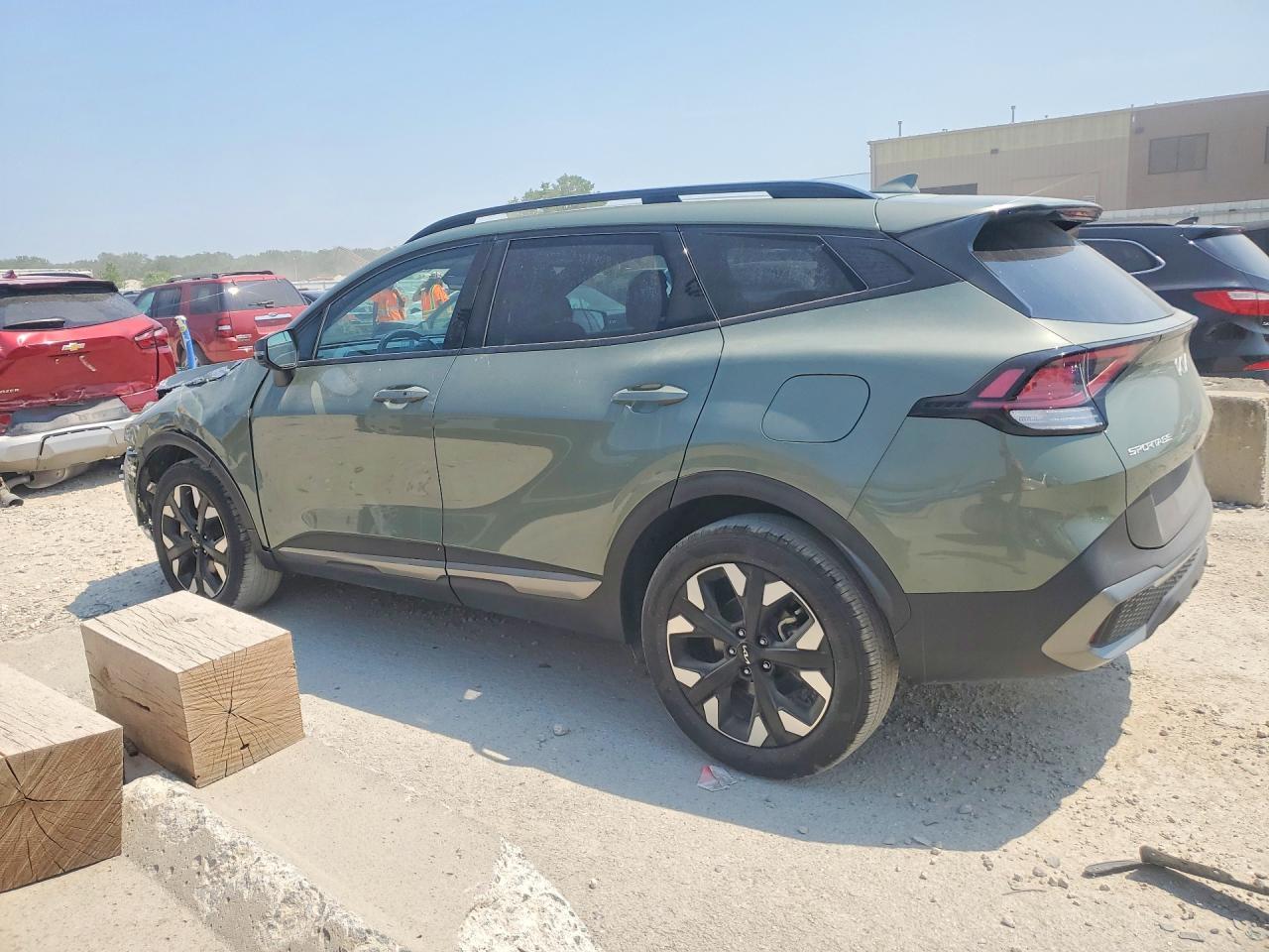 2023 Kia Sportage X Line - Image 2
