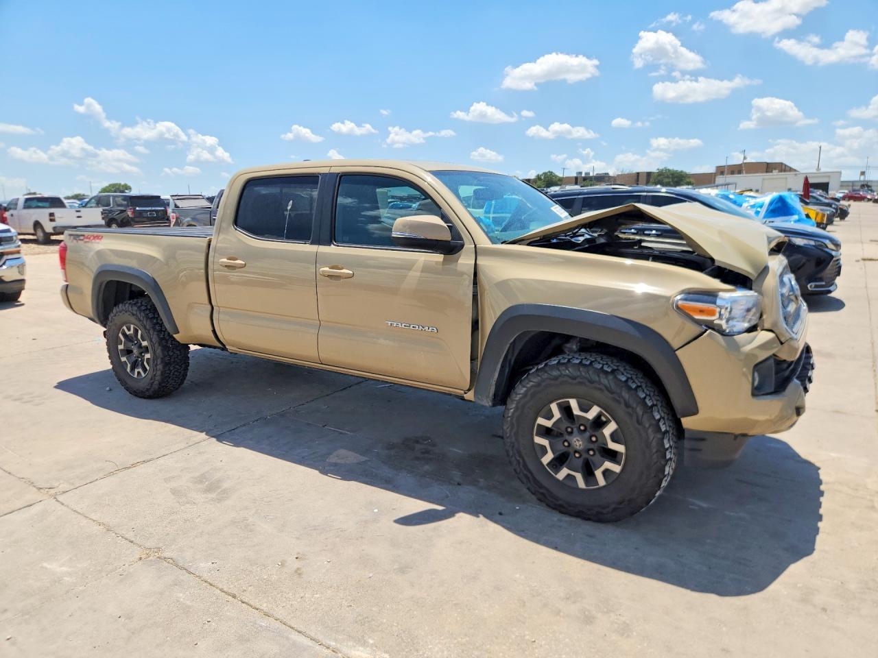 2017 Toyota Tacoma Trd Off-Road - Image 4