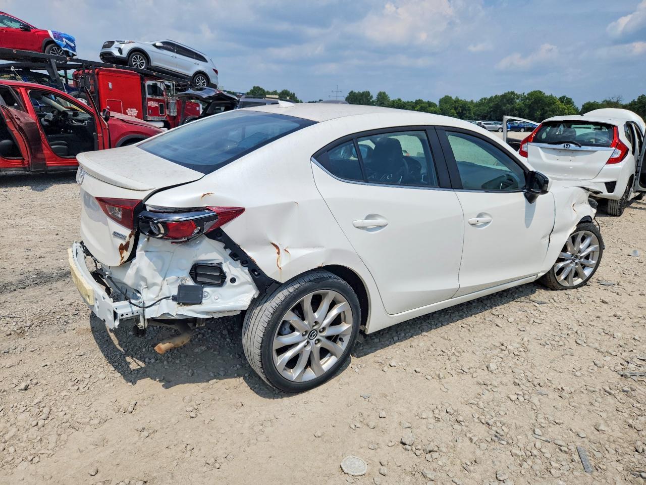 2016 Mazda 3 Touring - Image 3