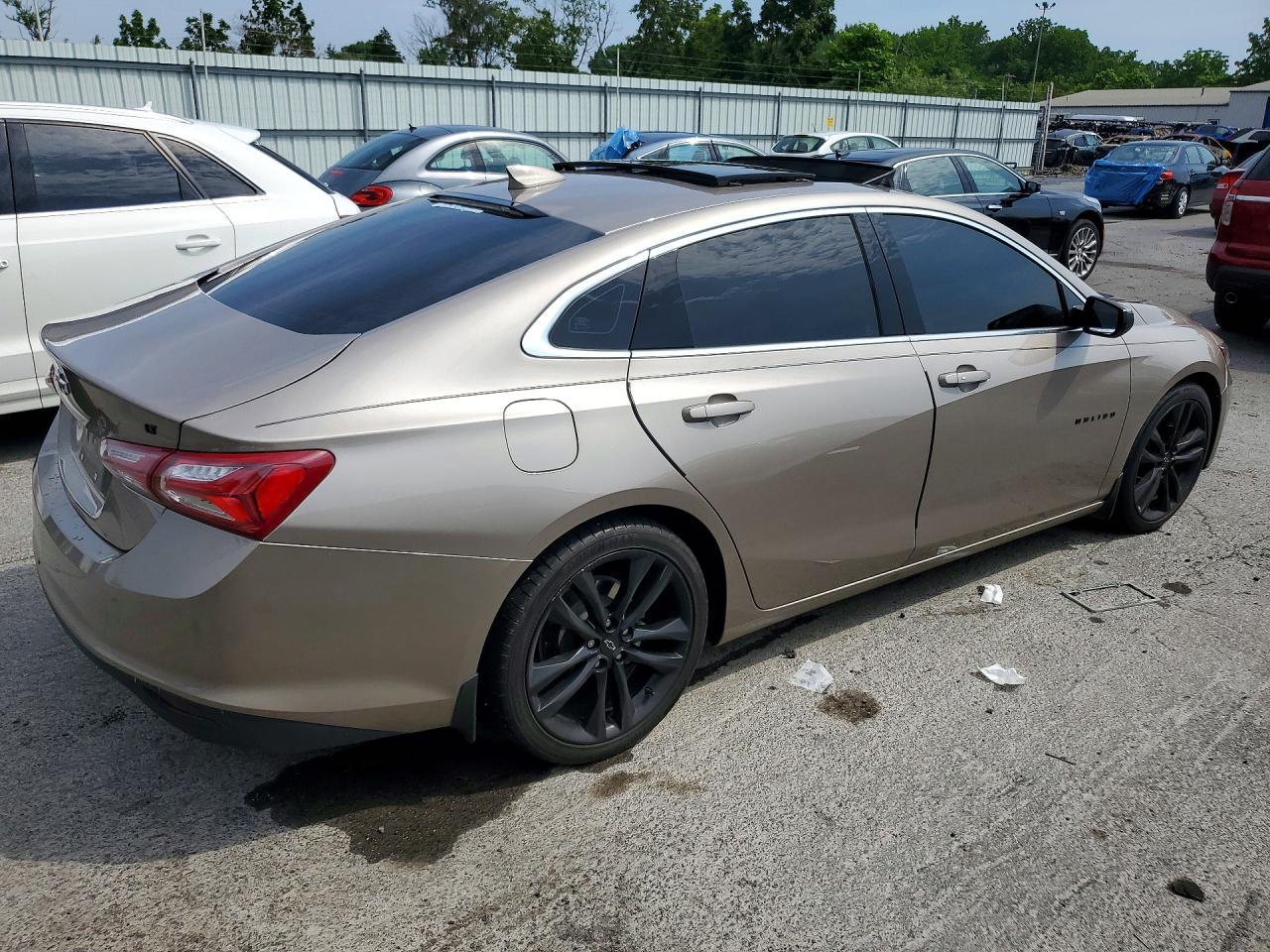 2022 Chevrolet Malibu Lt - Image 3