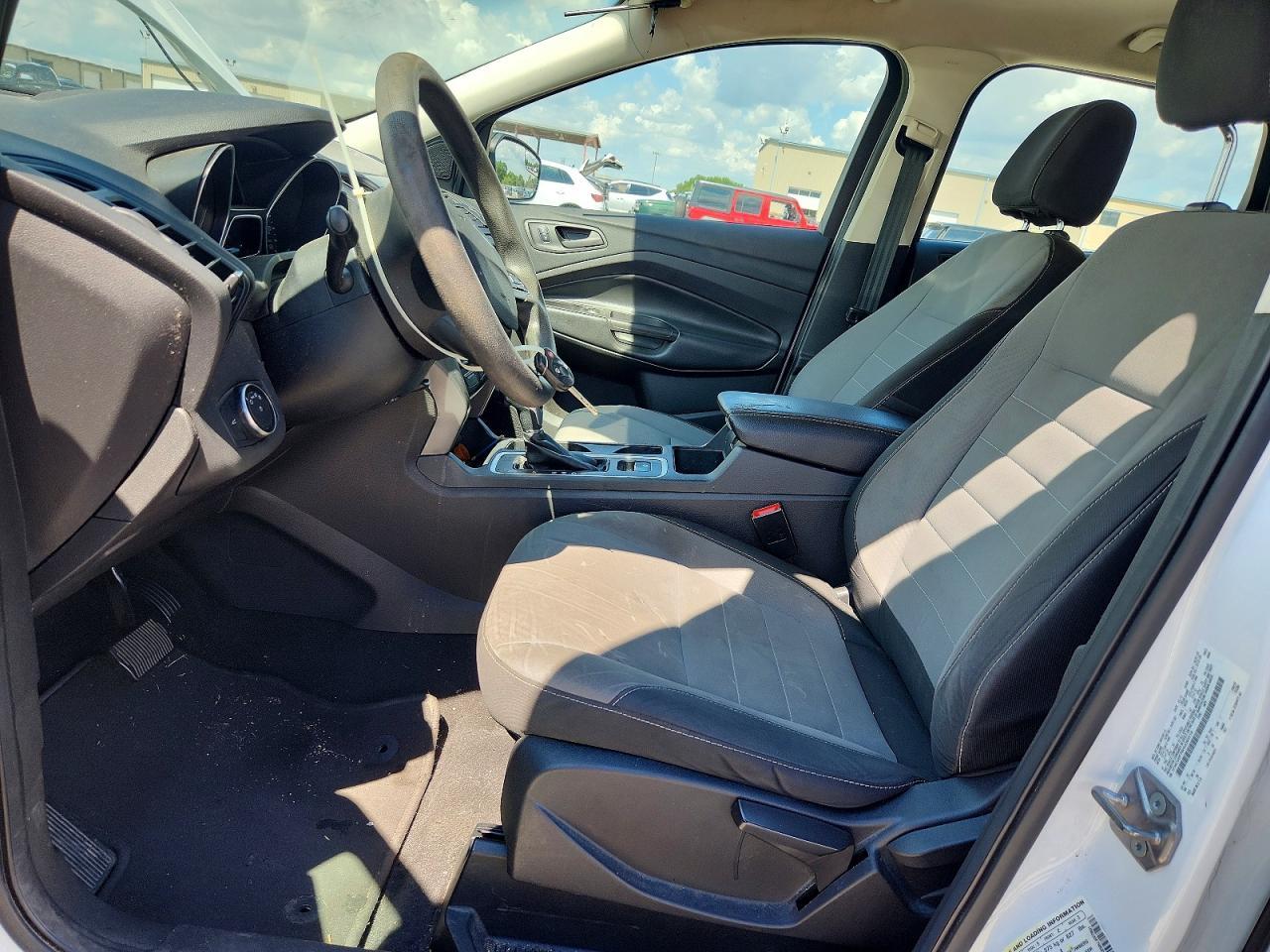2017 Ford Escape S - Фото 7