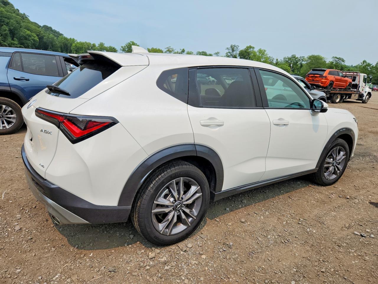 2025 Acura Adx - Image 3