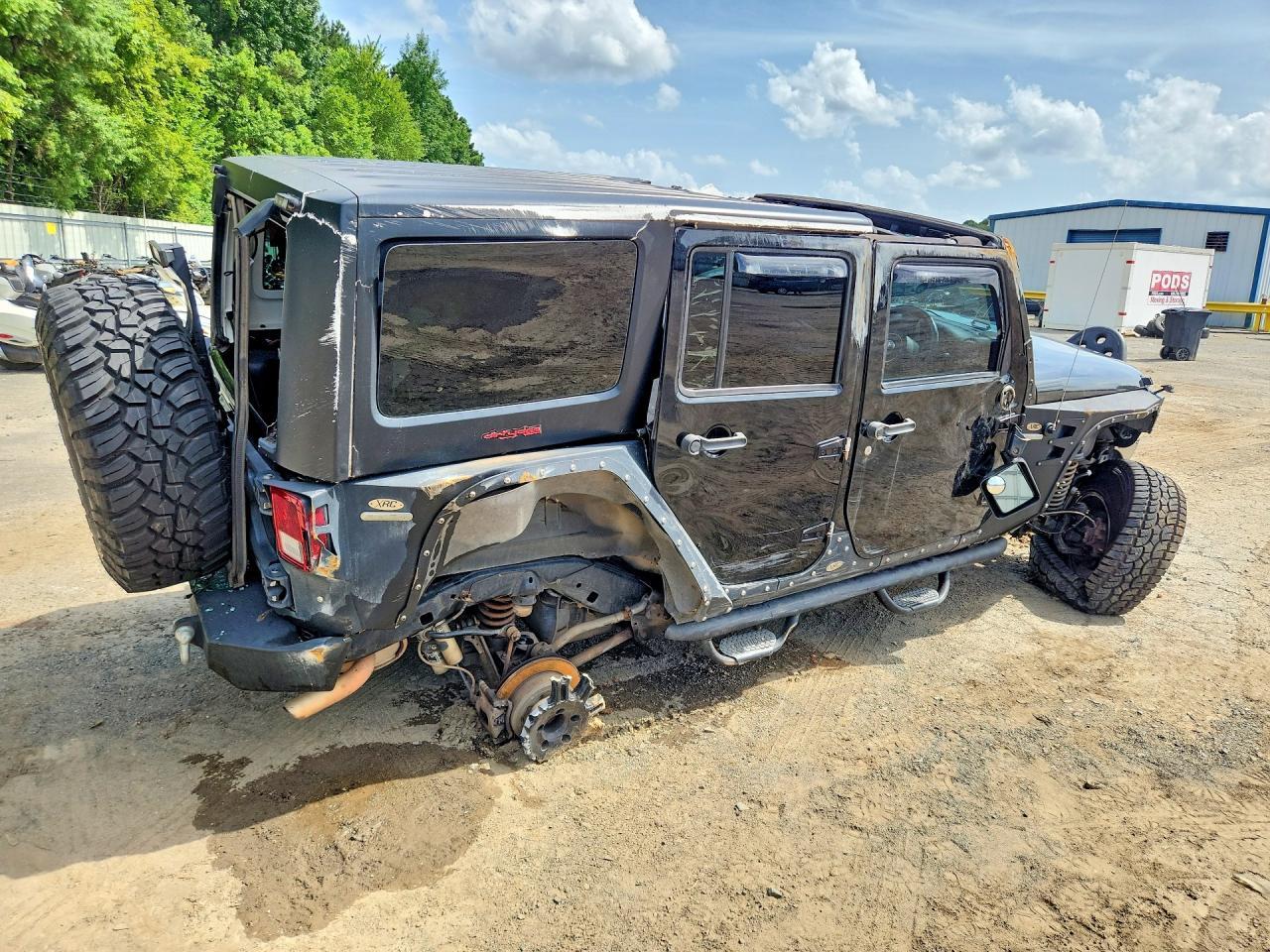 2016 Jeep Wrangler Unlimited Sport - Фото 3