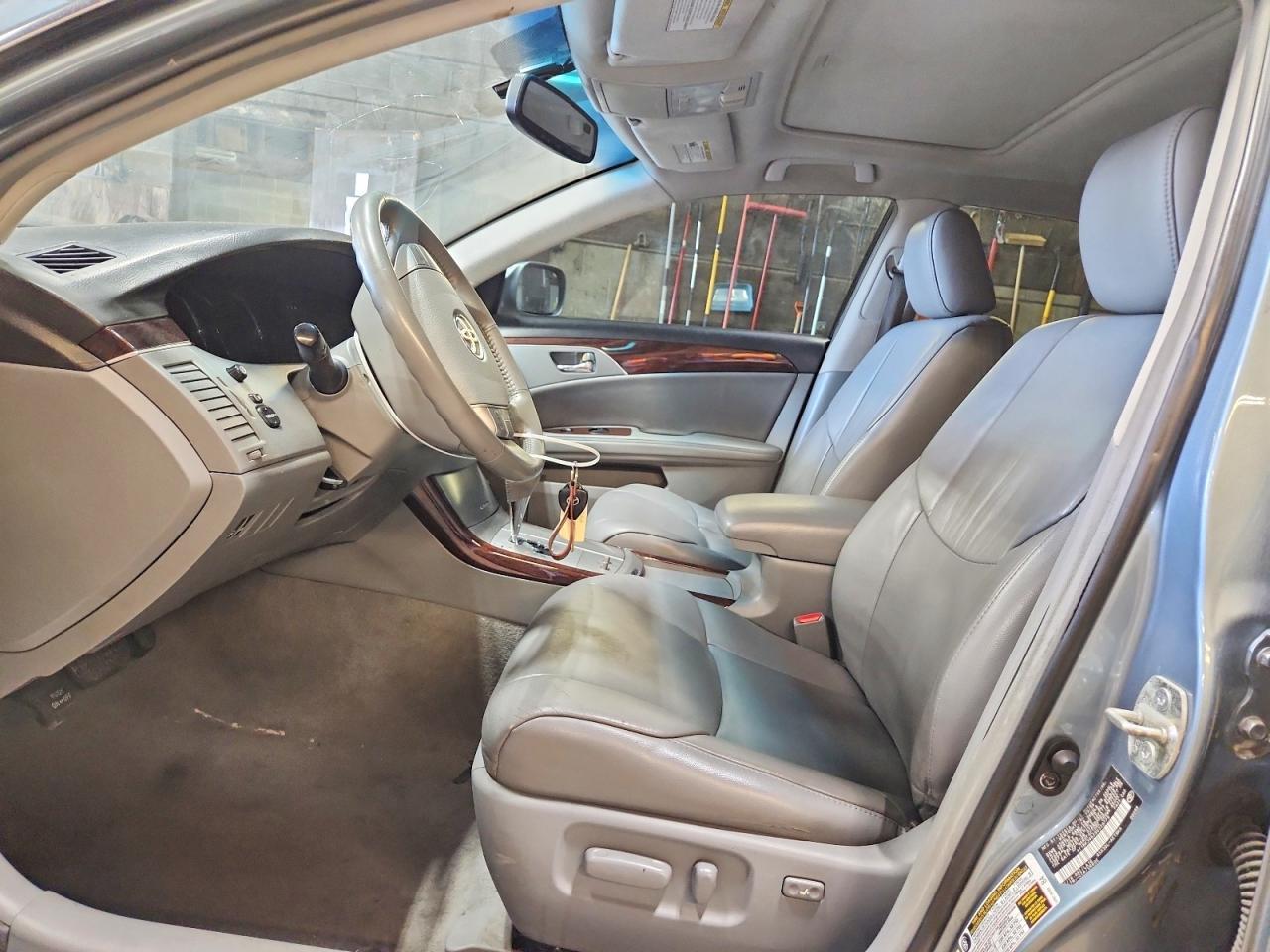 2009 Toyota Avalon Xls - Image 7