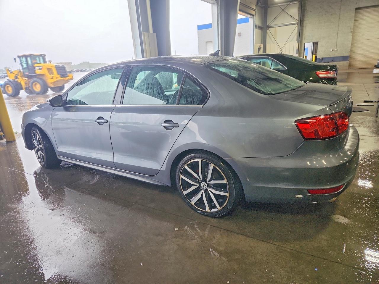 2012 Volkswagen Jetta Gli - Фото 2