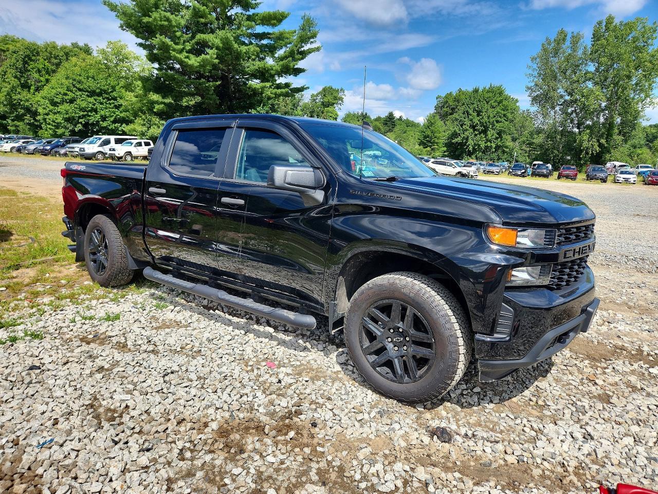 2021 Chevrolet Silverado K1500 Custom - Фото 4