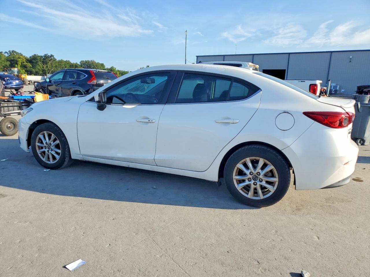 2016 Mazda 3 Touring - Фото 2