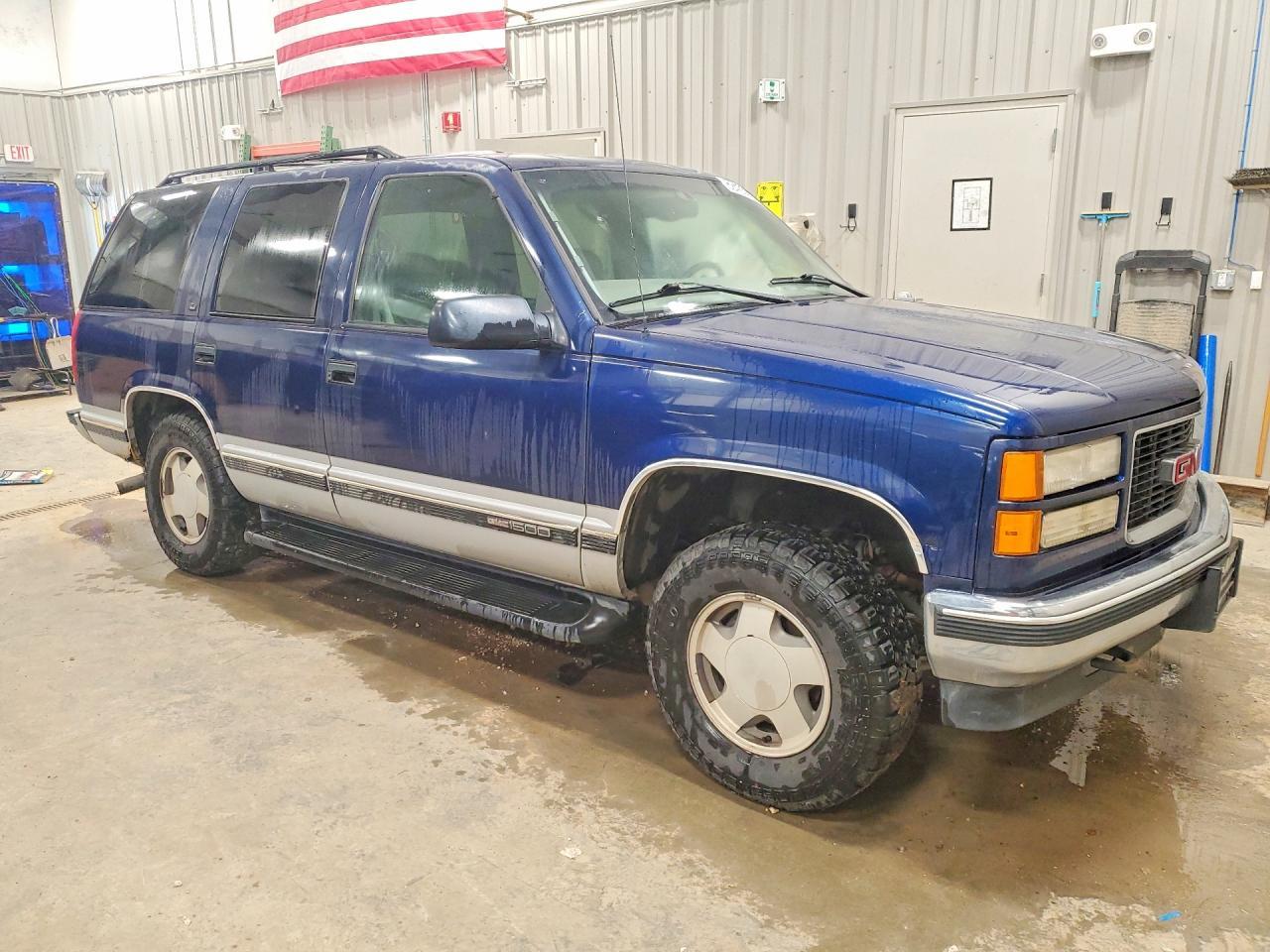 1997 GMC Yukon - Image 4