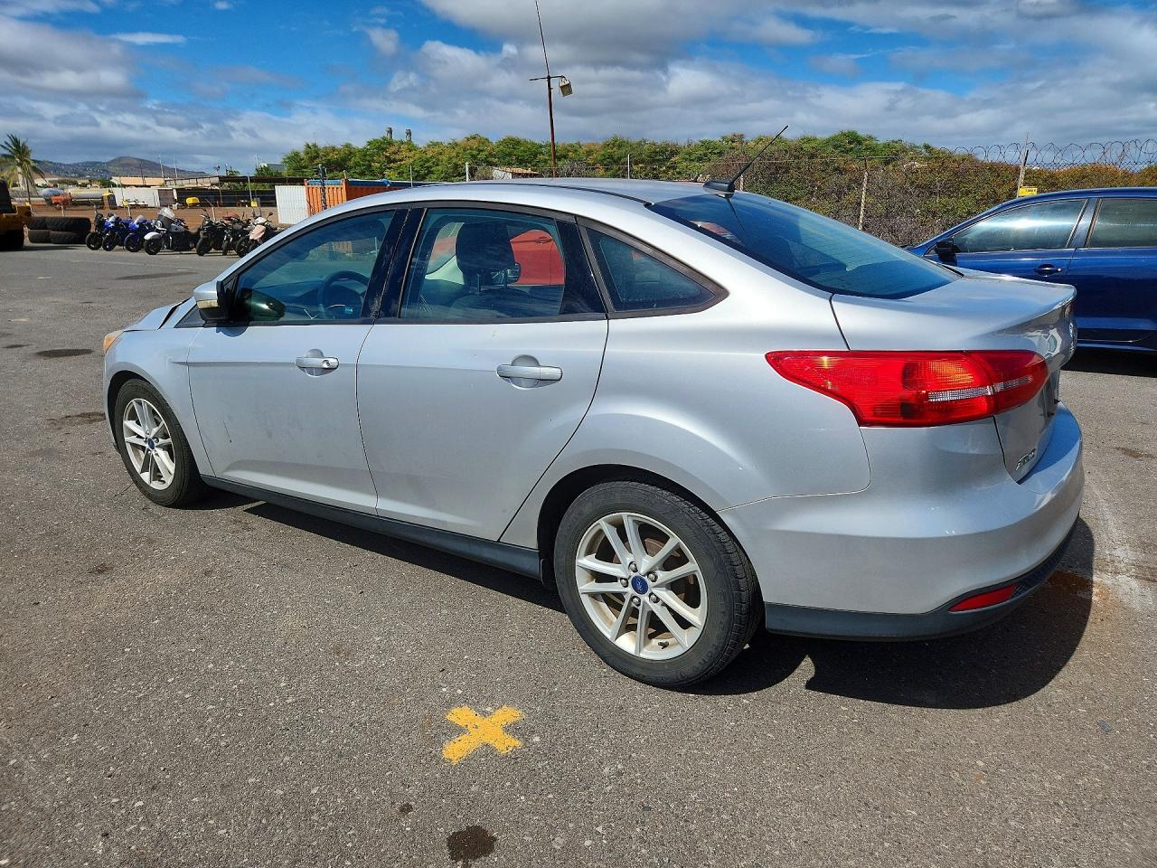 2017 Ford Focus Se - Image 2