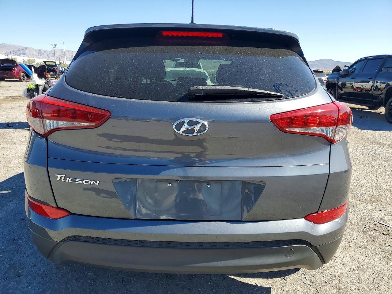2016 Hyundai Tucson Se - Image 6