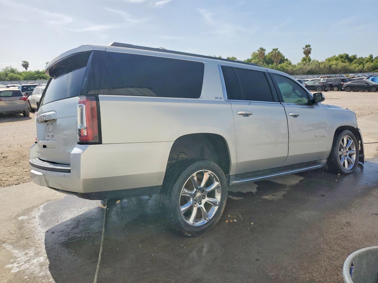 2015 GMC Yukon Xl C1500 Sle - Фото 3