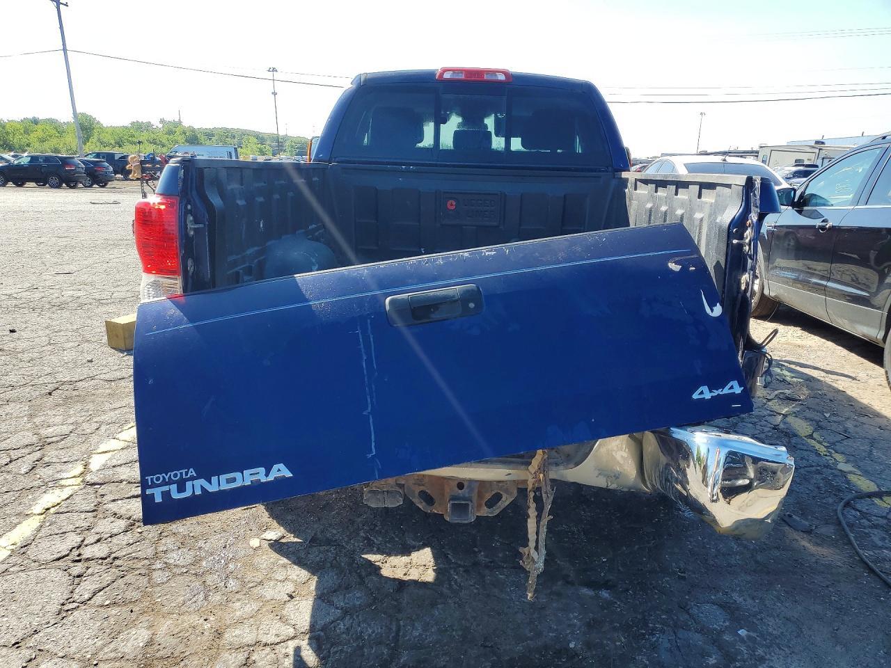 2012 Toyota Tundra Double Cab Sr5 - Image 6