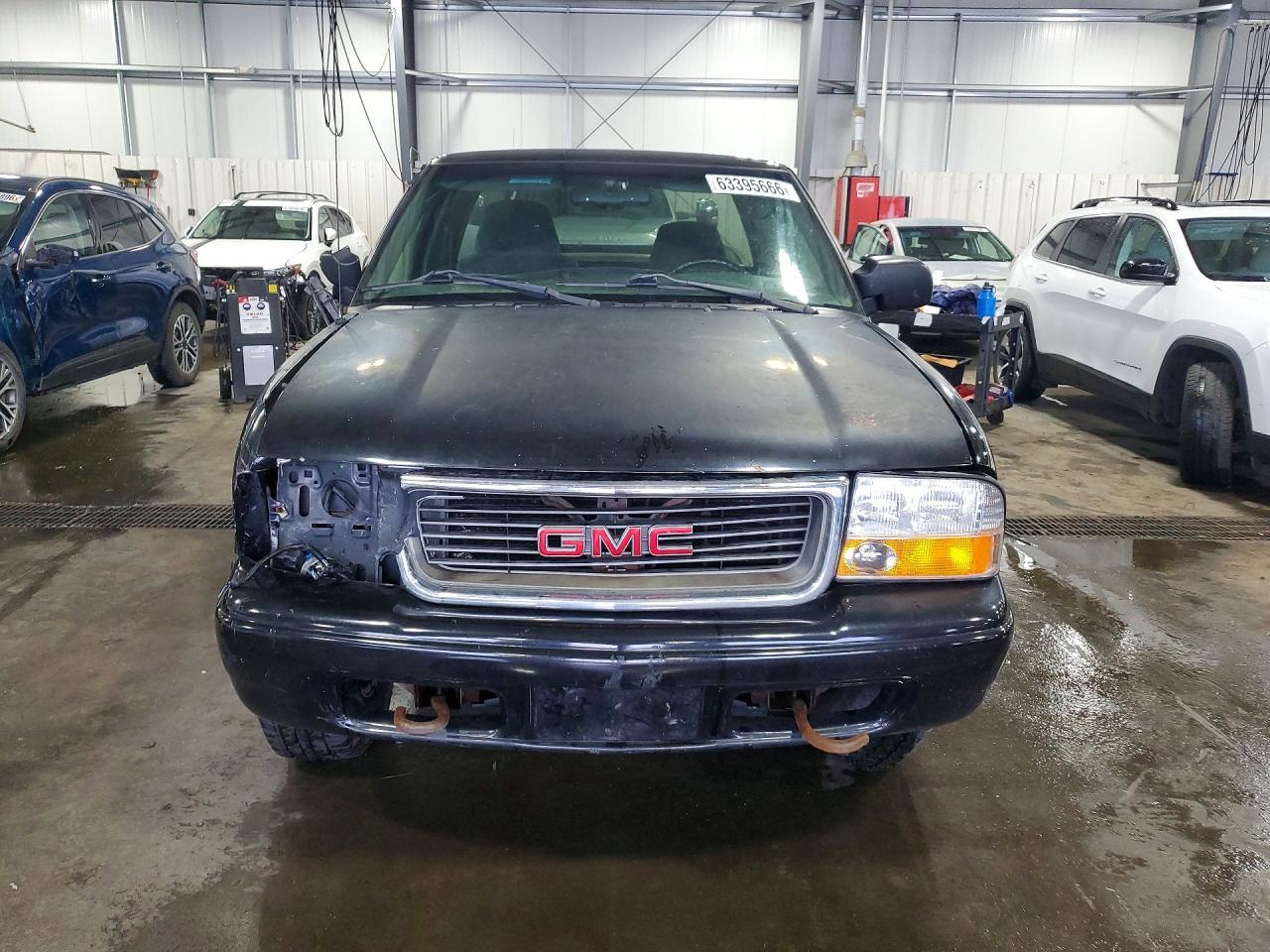 2002 GMC Sonoma - Image 5