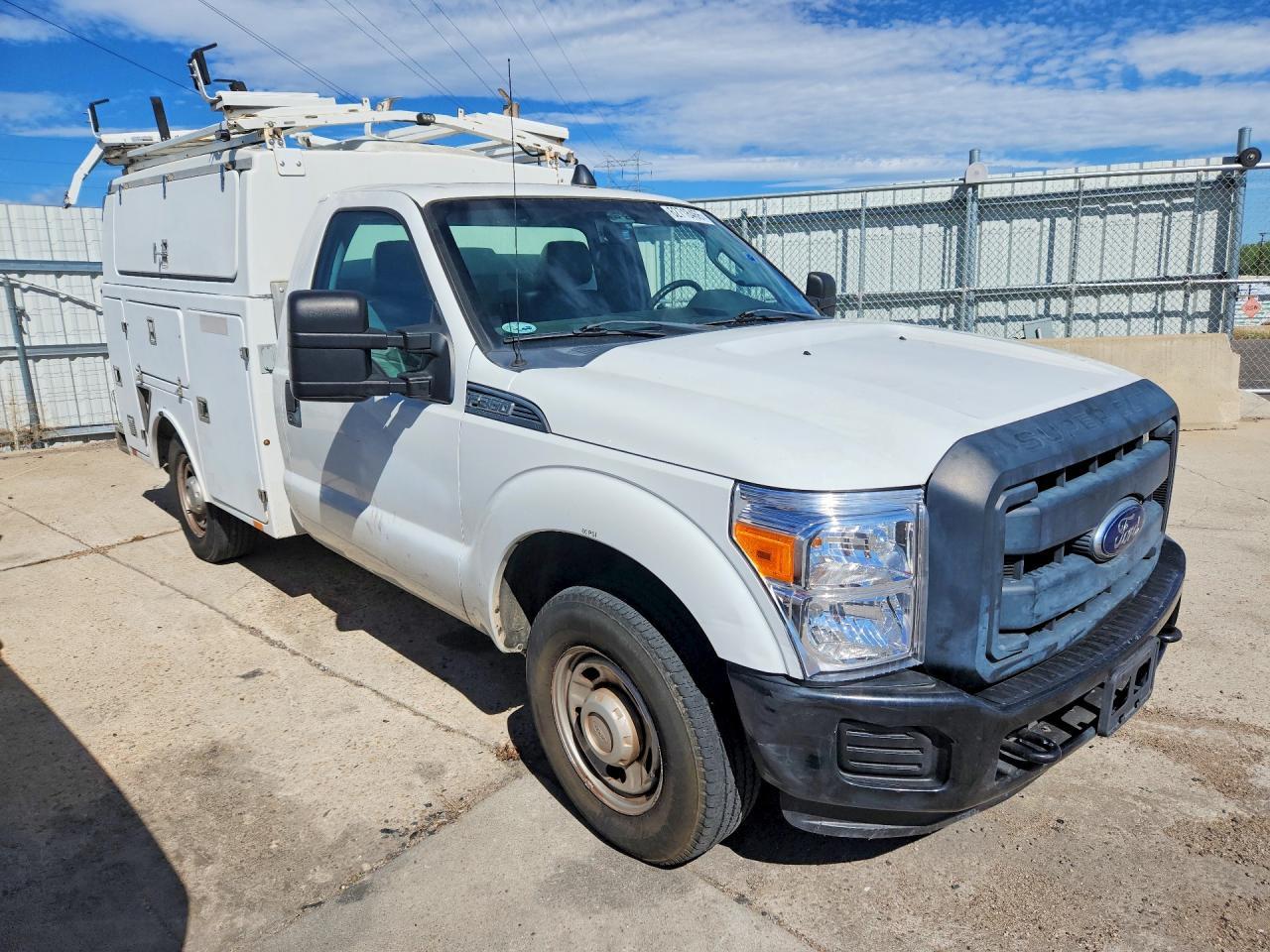 2013 Ford F350 Super Duty - Фото 4
