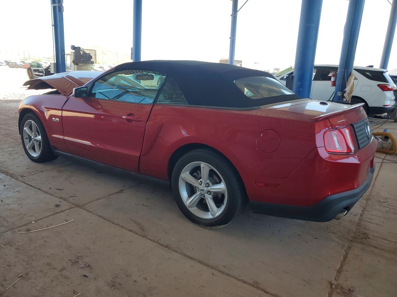 2011 Ford Mustang Gt - Фото 2
