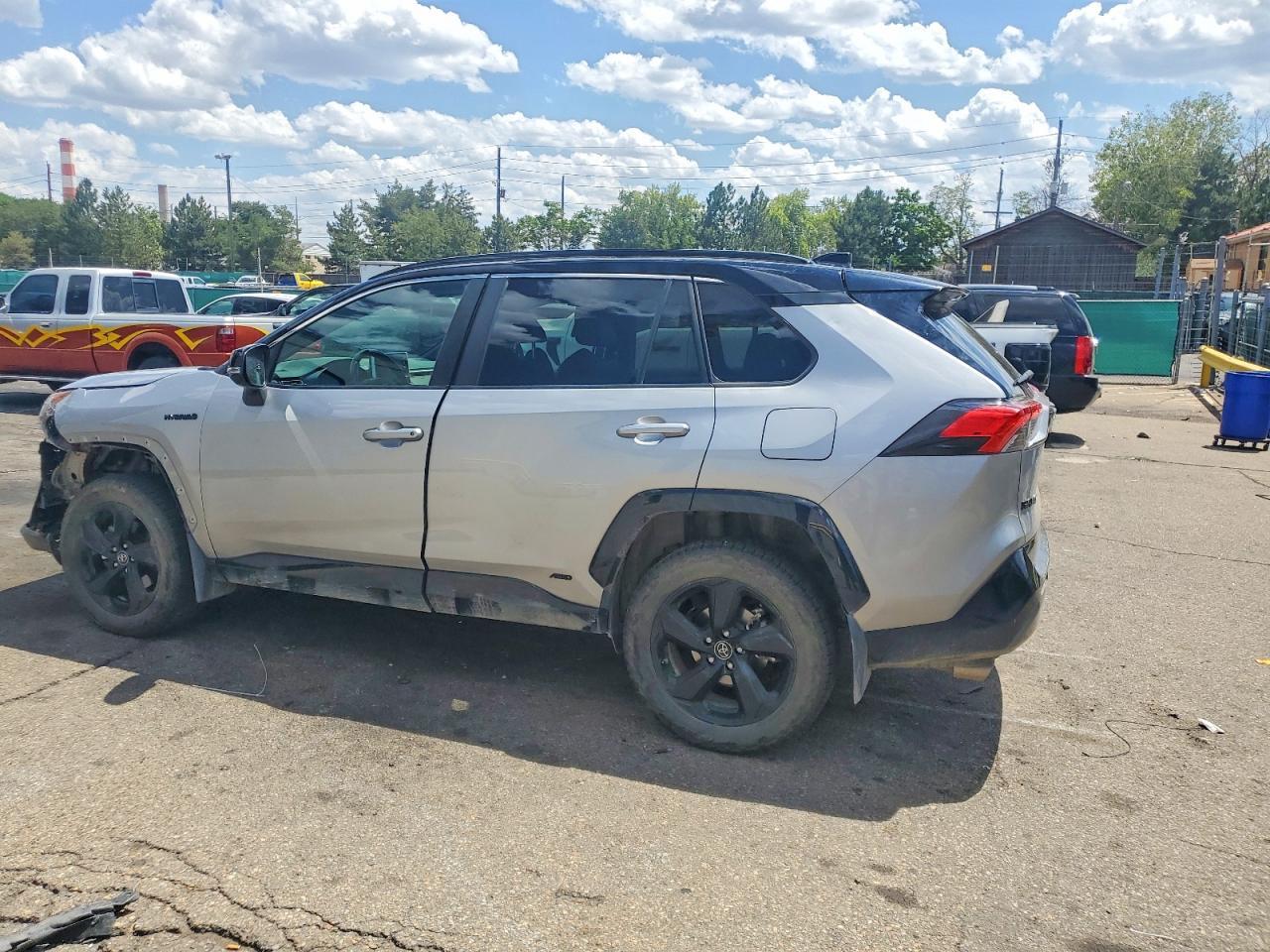 2020 Toyota Rav4 Xse - Фото 2