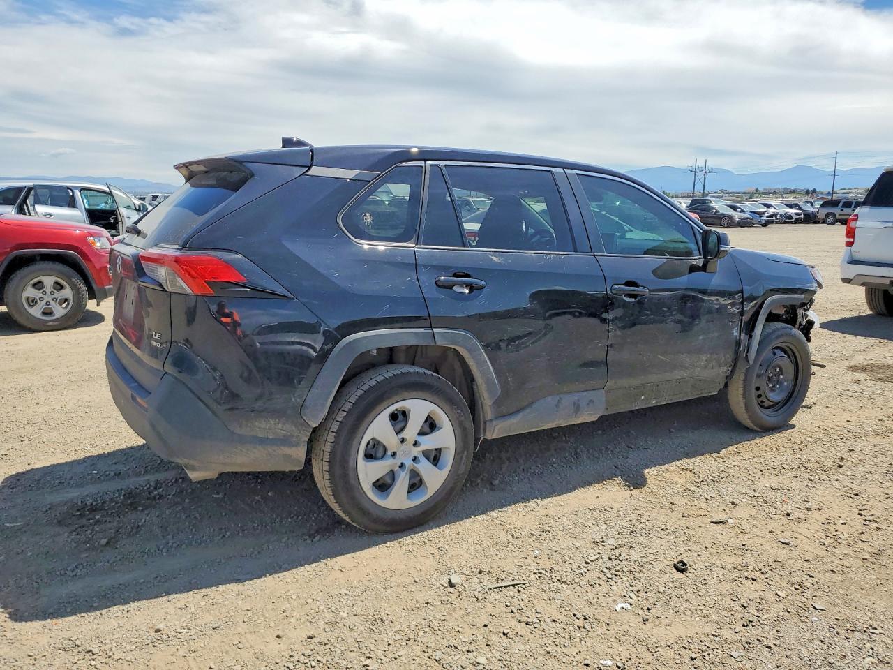 2025 Toyota Rav4 Le - Image 3