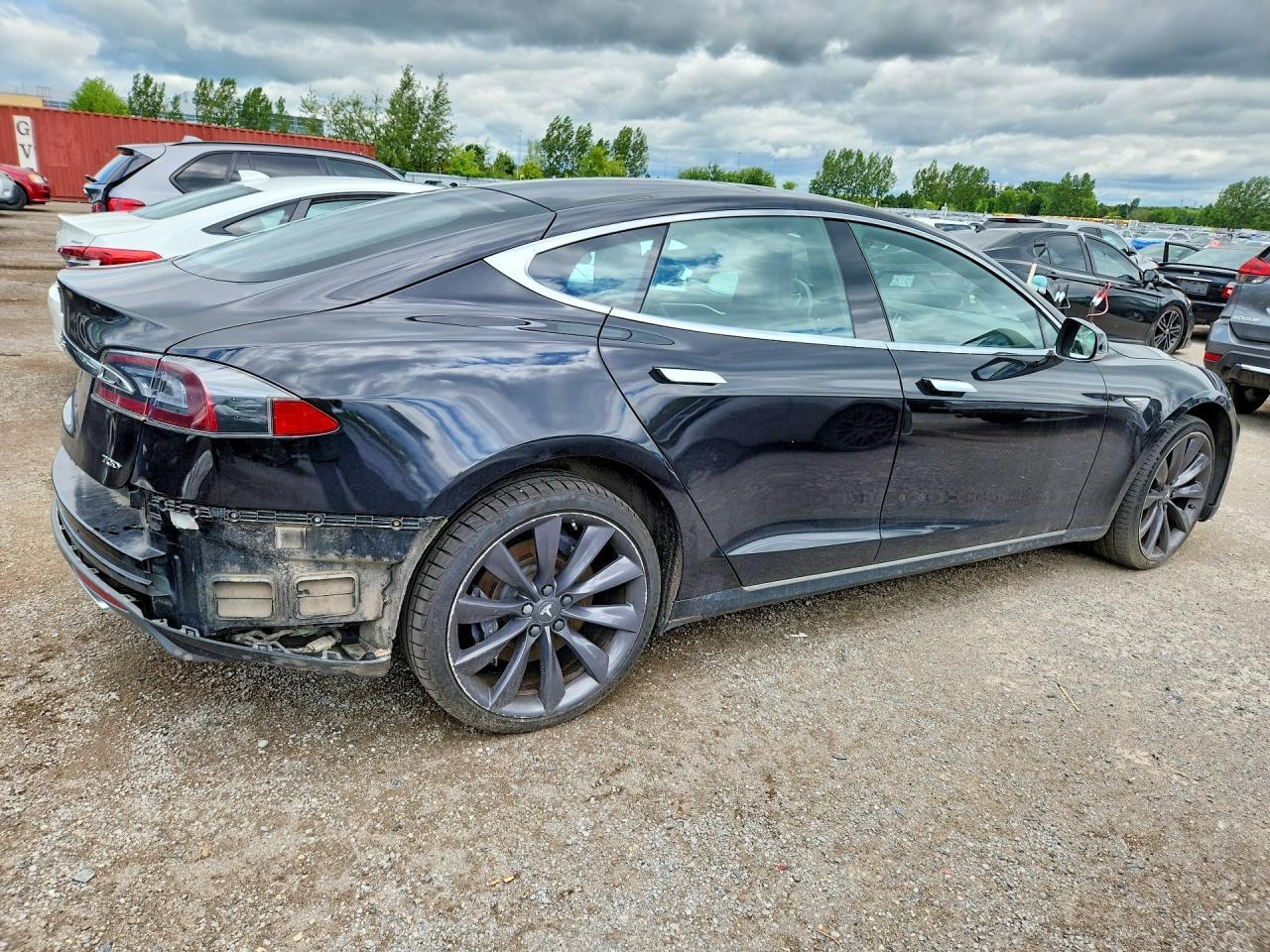 2015 Tesla Model S 70D - Фото 3