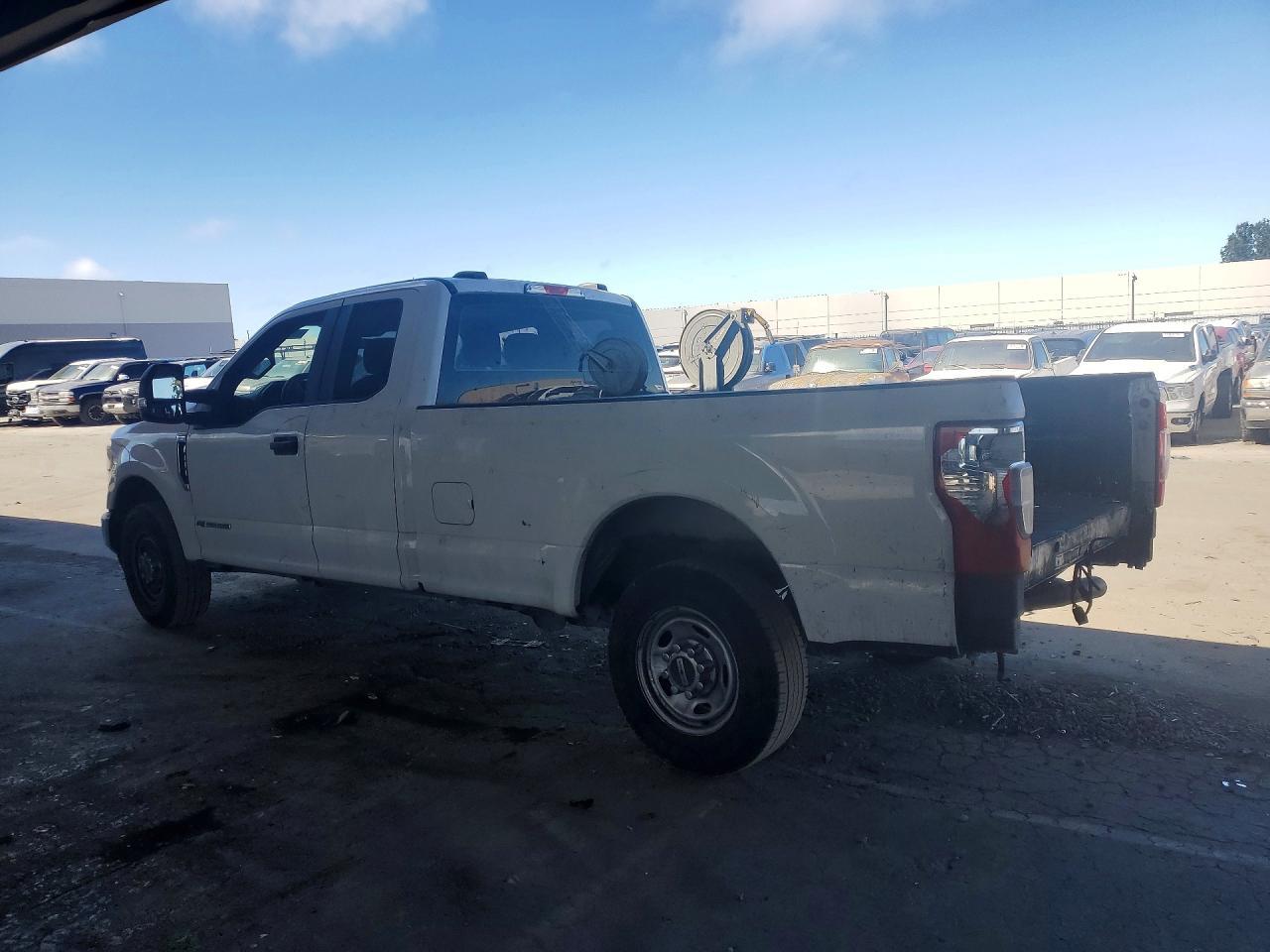 2020 Ford F250 Super Duty - Фото 2