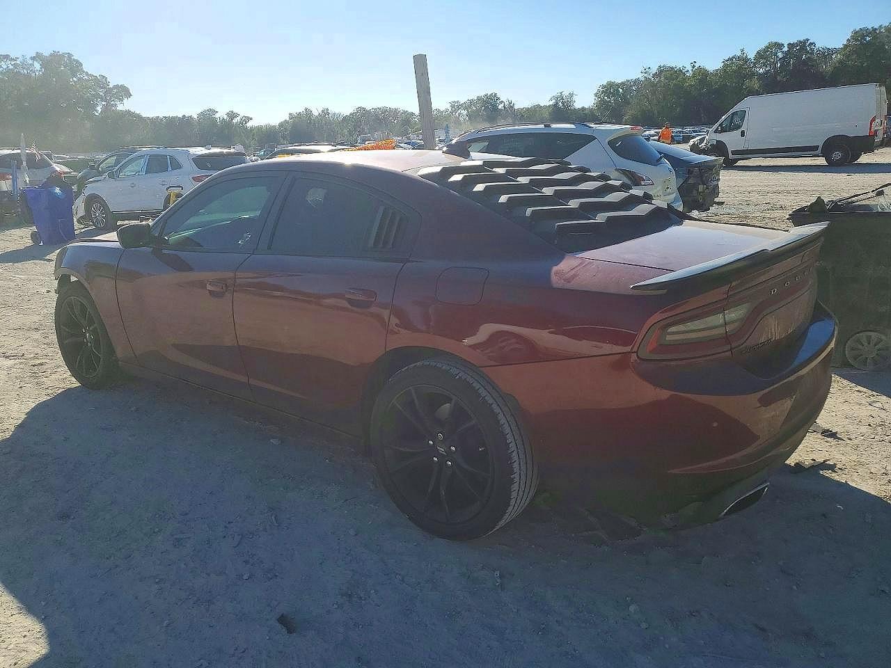 2018 Dodge Charger Sxt Plus - Image 2