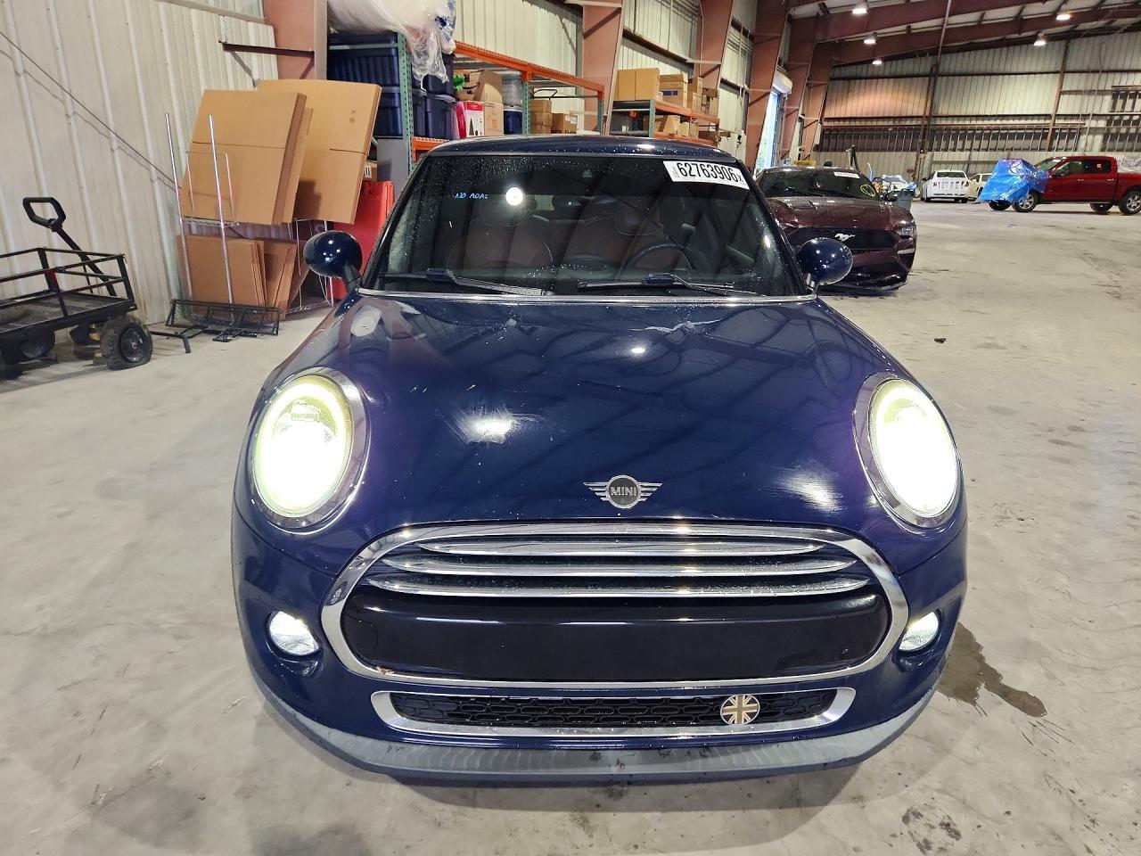 2019 Mini Cooper - Image 5
