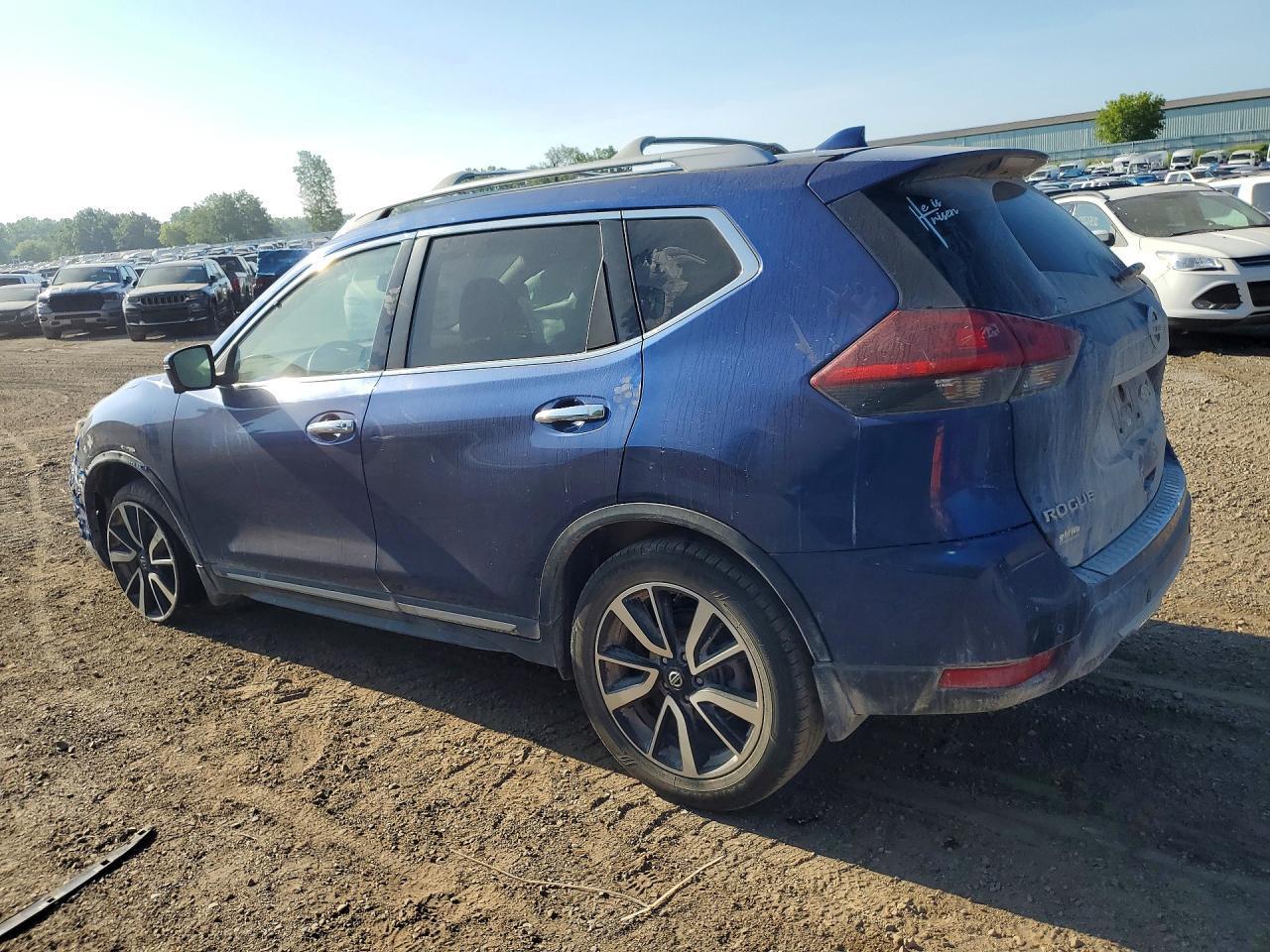 2020 Nissan Rogue S - Фото 2