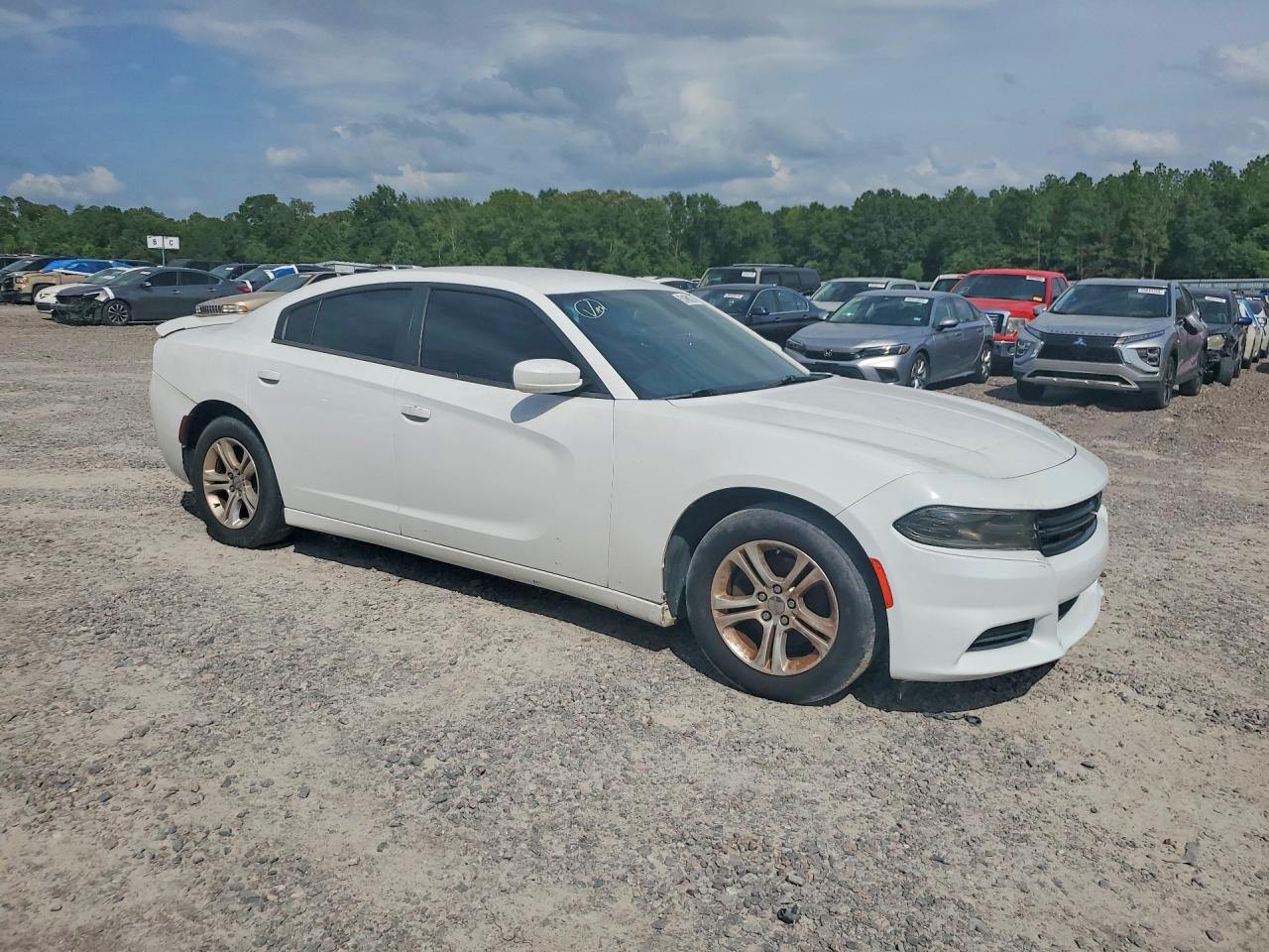 2015 Dodge Charger Se - Image 4