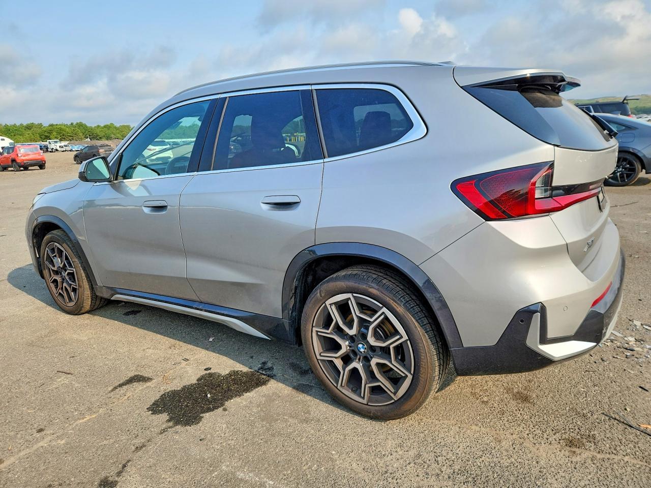 2025 BMW X1 xDrive28I - Фото 2