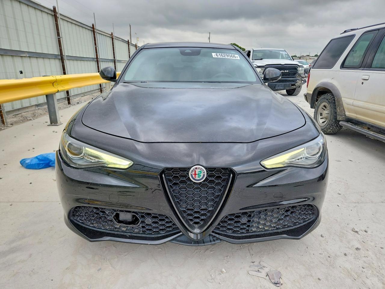 2019 Alfa Romeo Giulia Ti - Фото 5