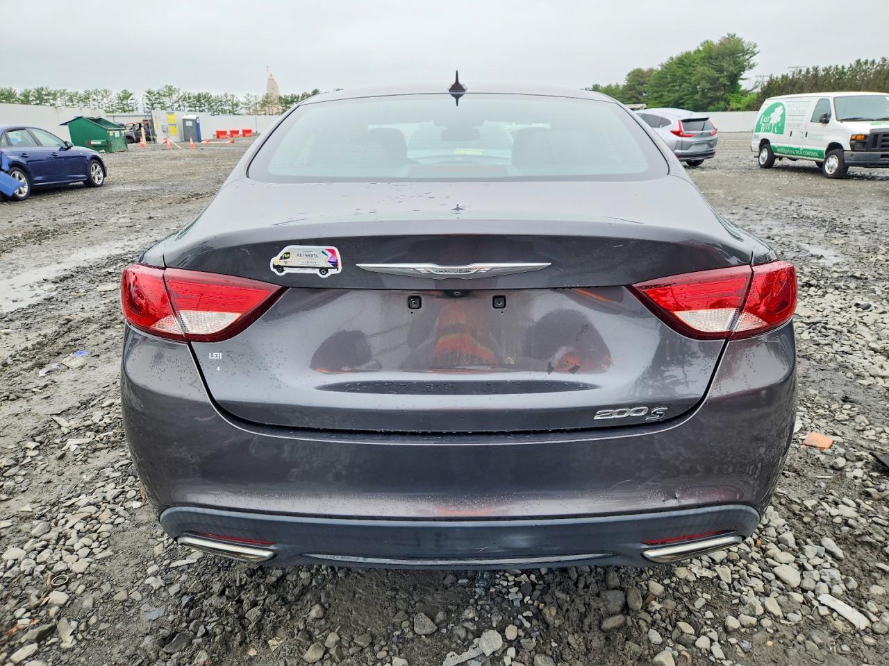 2015 Chrysler 200 S - Фото 6