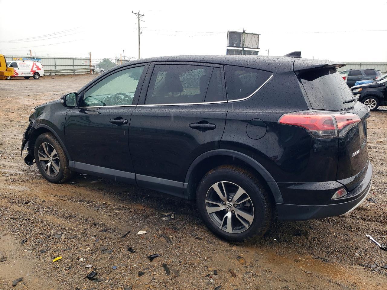 2018 Toyota Rav4 Xle - Фото 2