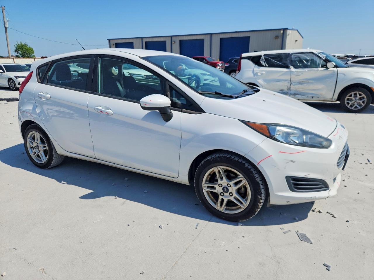 2019 Ford Fiesta Se - Image 4