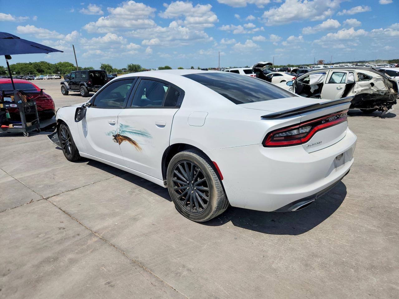 2015 Dodge Charger Se - Фото 2