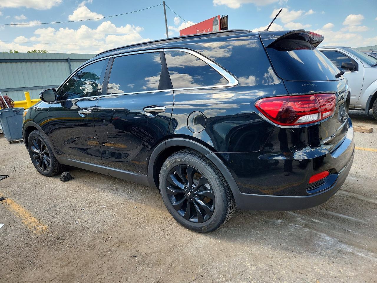 2019 Kia Sorento S V6 - Фото 2