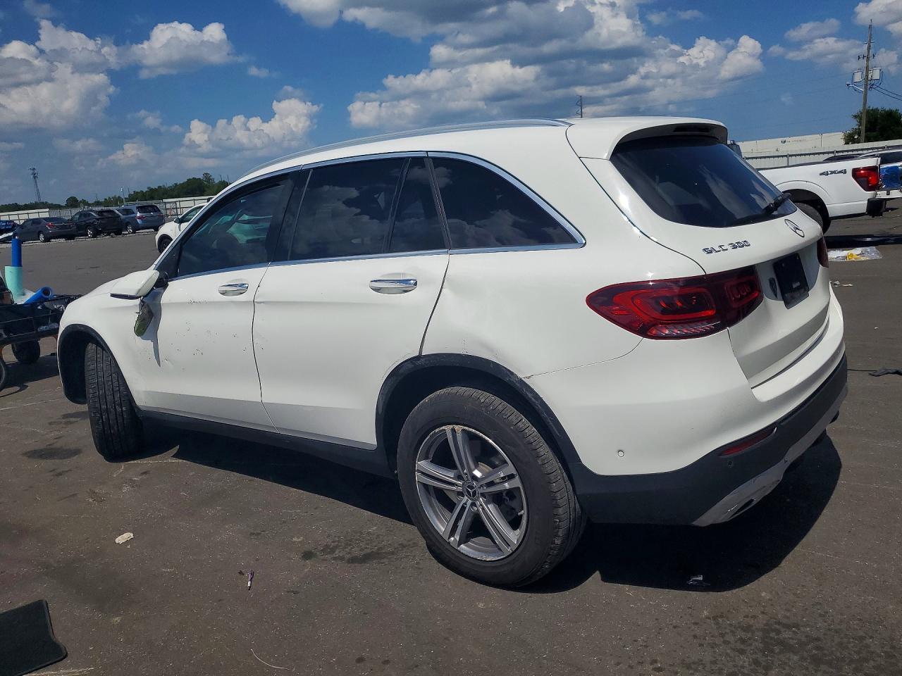2022 Mercedes-Benz Glc 300 - Фото 2